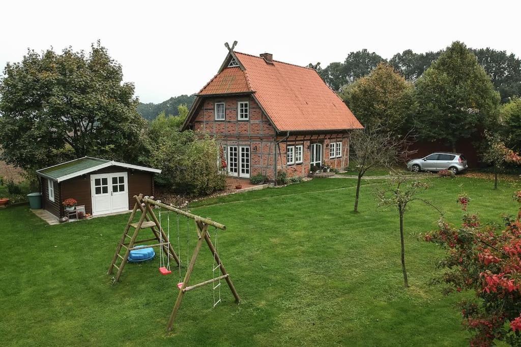 Fachwerk-Ferienhaus, Ruhe Auf Dem Land, Haustiere Willkommen, Leihfahrraeder, 24-7 Check In Kirchlinteln Ngoại thất bức ảnh